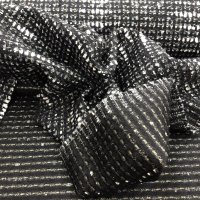 Miniatura de foto de Bouclé chanel negro, gris, oro