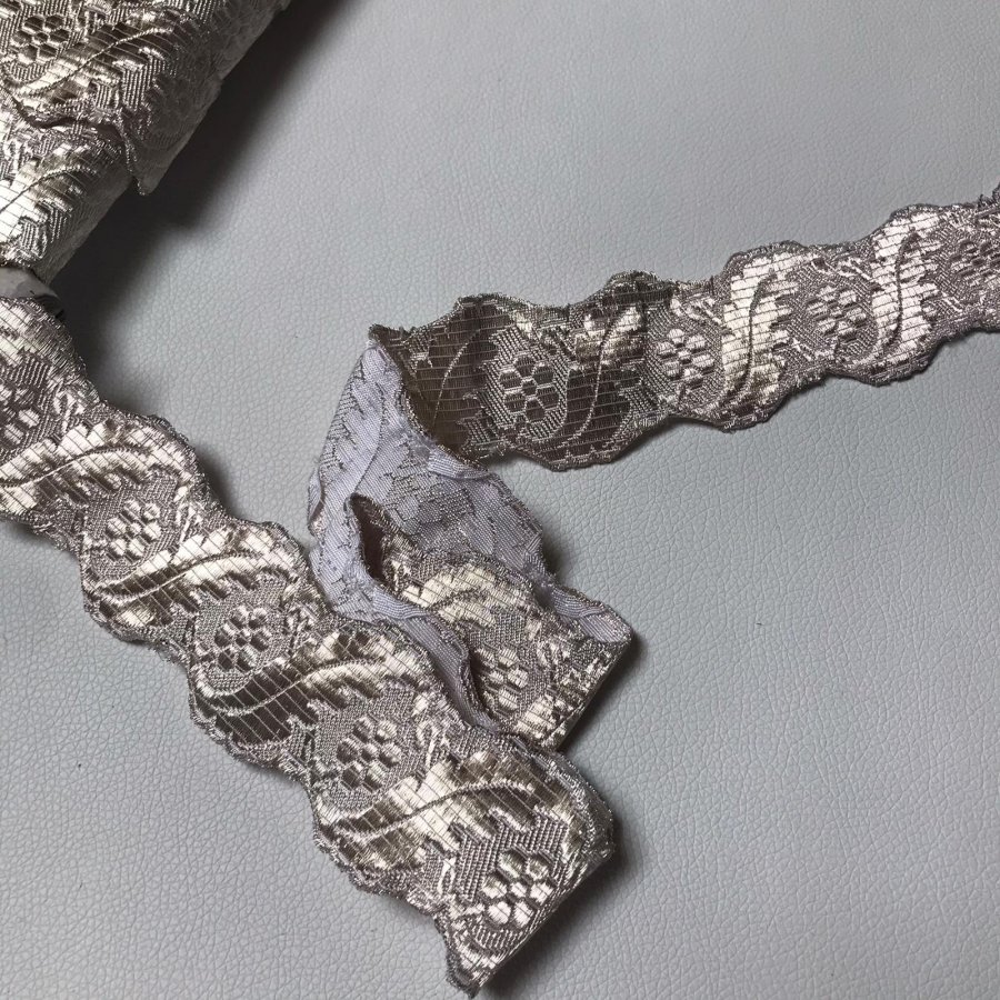 Galón bordado metalizado plata