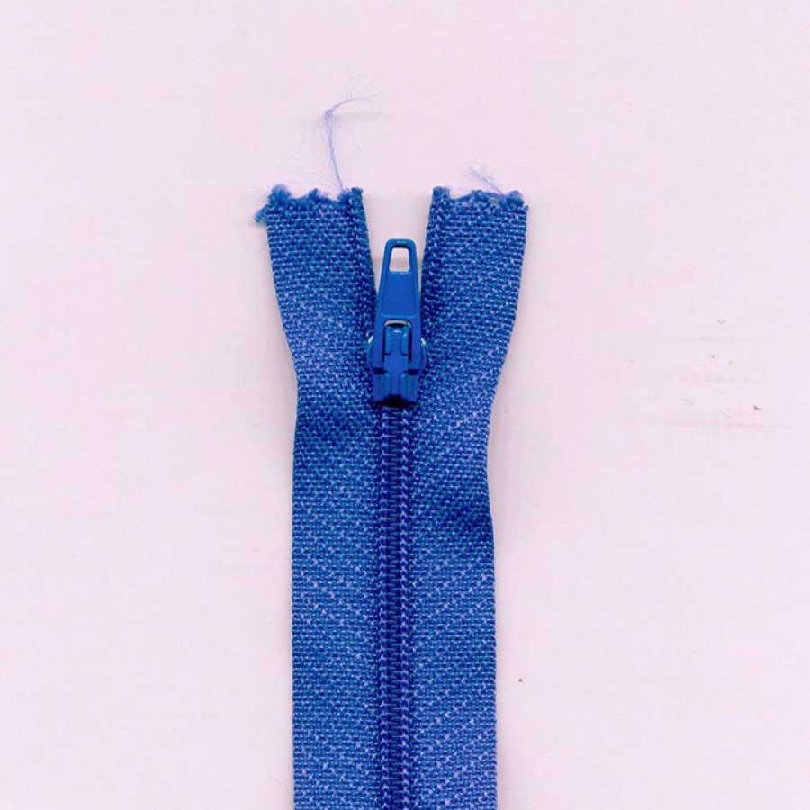 Cremallera de nylon cerrada 35cm azulón