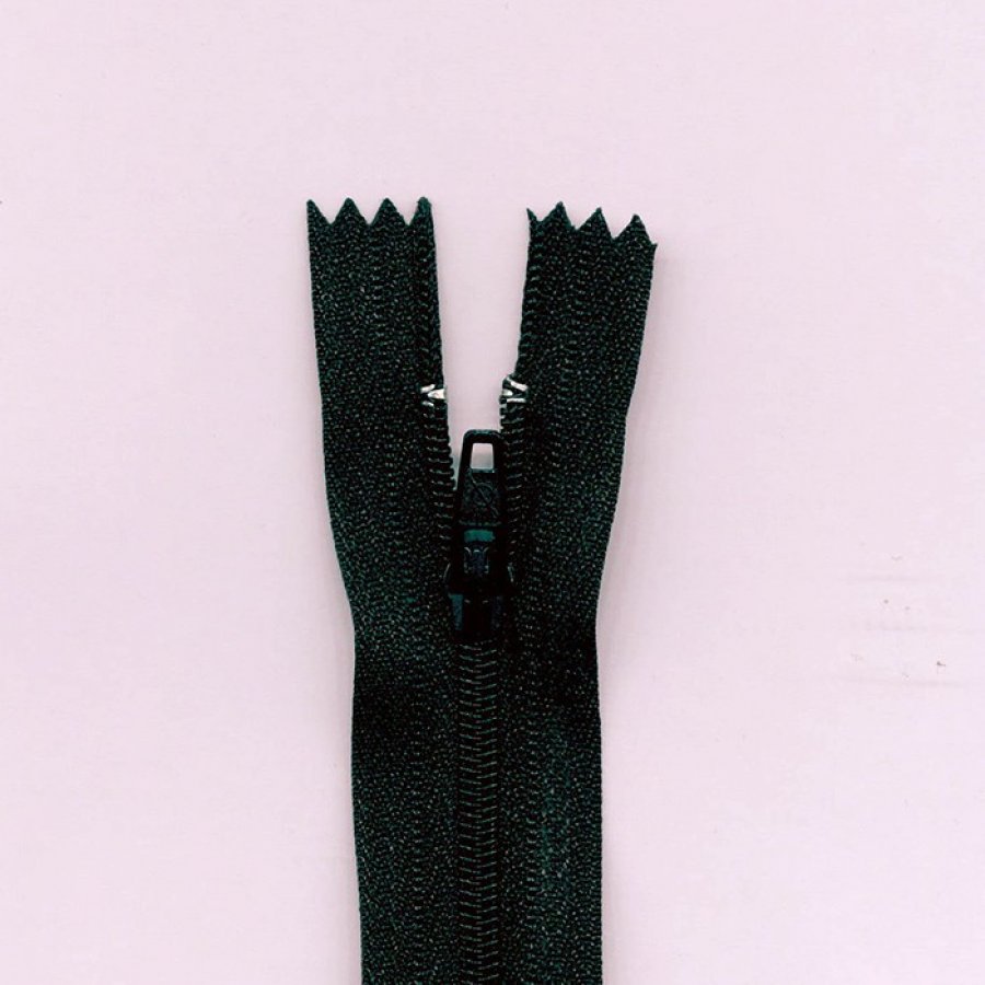 Cremallera de nylon cerrada 18cm negro